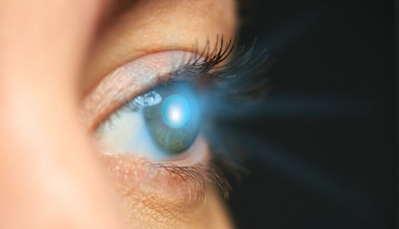 omlazení pokožky kolem očí laserem